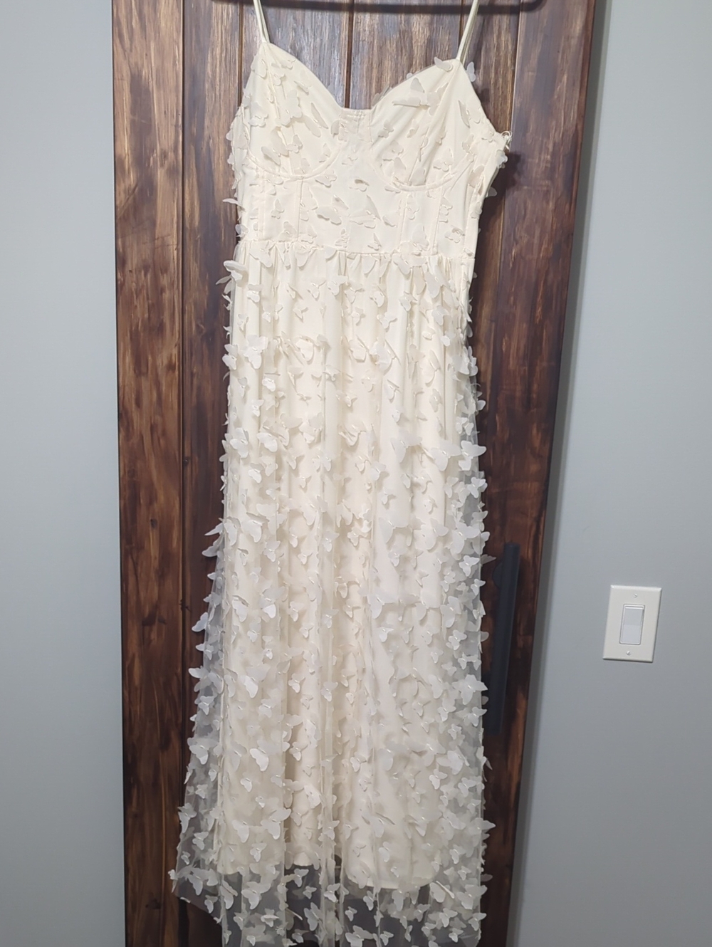 Ivory Spaghetti-Strap Maxi Dress with 3D Appliqués